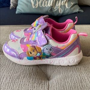 Paw Patrol Light Up Girls size 13